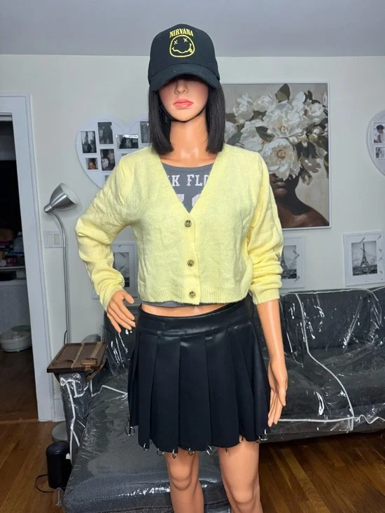 Fashion Nova Yellow Cropped Button-Front V-Neck Cardigan - Picture 6 of 6